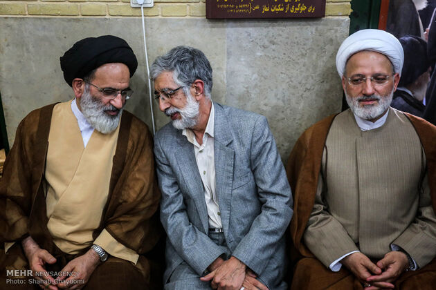 تصاویر مراسم ختم همسر آیت الله علم الهدی