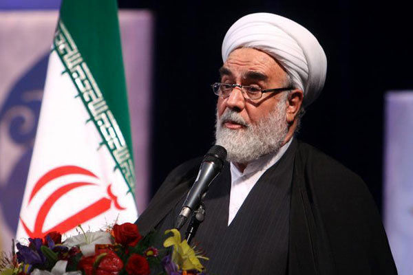 محمدی گلپایگانی: اثاثیه منزل رهبر شهید یک وانت بار بیشتر نبود/ جوانان ایران نَفَس آمریکا و اسرائیل را بریده‌اند