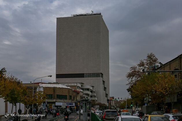 15233177_842