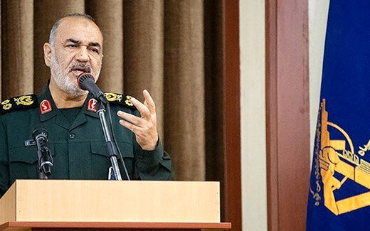 سردار سلامی: حفاظت اطلاعات سپاه راه را بر چشم و گوش دشمن بسته است