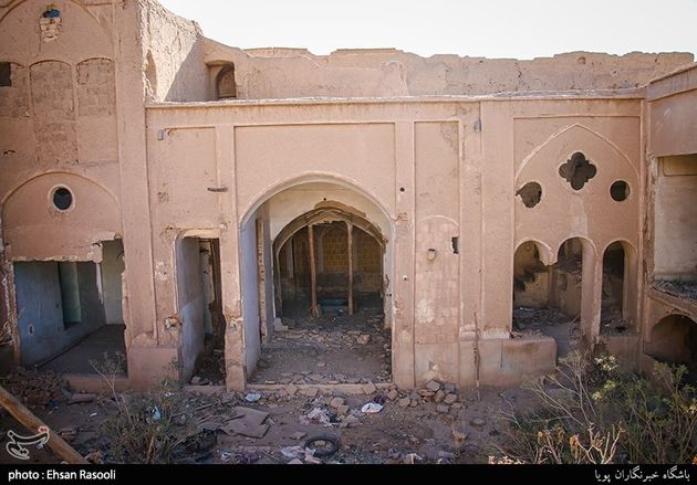 خانه های تاریخی در حال تخریب کاشان