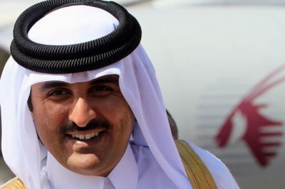 امیر قطر نماز باران خواند + عکس