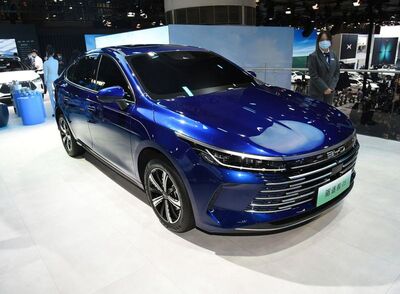 واردکنندگان از تحویل خودروهای وارداتی به مشتریان عقب ماندند