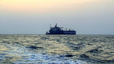 حمله موشکی یمن به یک کشتی در باب المندب