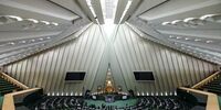 حمله یک عضو جبهه پایداری به مهدوی کیا/ به مردم خیانت کردی/ نه آرمان فلسطین می فهمی و نه...