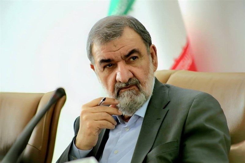 دیدار عاصم منیر با دبیر شورای عالی امنیت ملی/ محسن رضایی: به آمریکا بی‌اعتمادیم و باید رفتارش را تغییر دهد