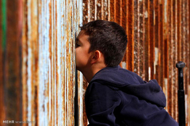 دیوار مرزی آمریکا و مکزیک