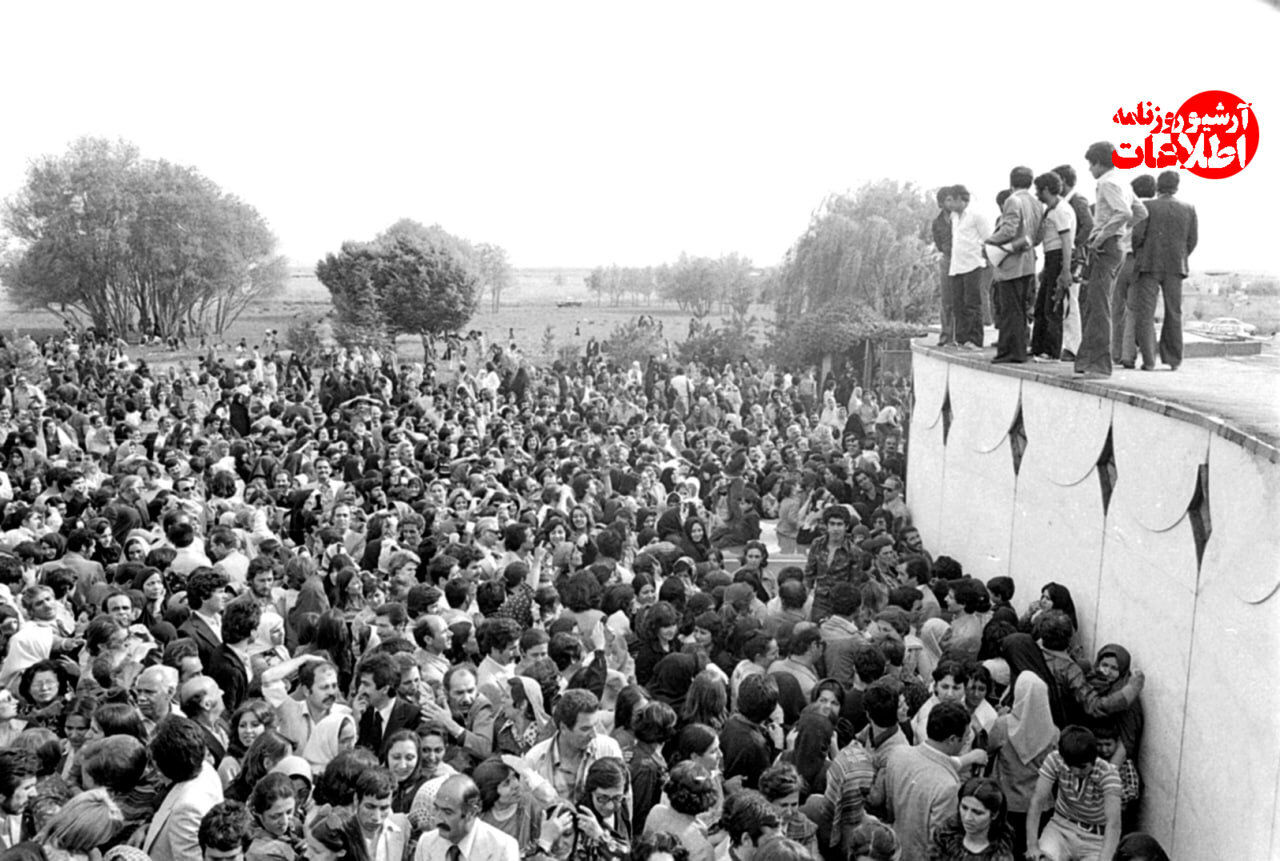 حراج لباس‌های شمس پهلوی، خواهر شاه در کرج؛ اسفند ۵۷