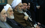 عکسی از خاتمی و ناطق نوری در یک مراسم در حسینیه جماران
