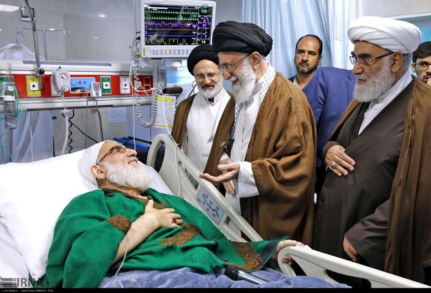 تصاویر عیادت مقام معظم رهبری از آیت الله شاهرودی