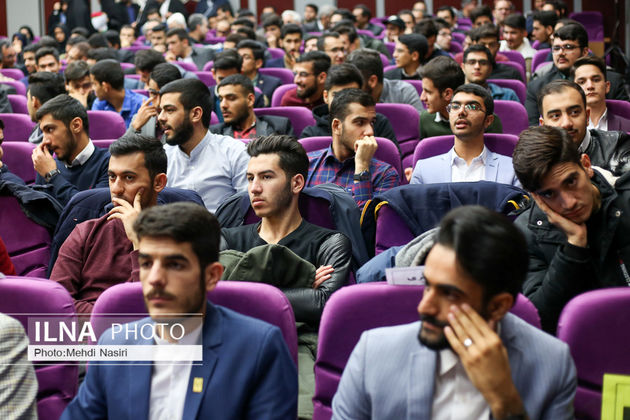 تصاویر مراسم روز دانشجو با حضور حسن روحانی