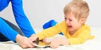 چگونه کودکان را از موبایل جدا کنیم؟/ راهبرد جایگزینی به جای حذف

