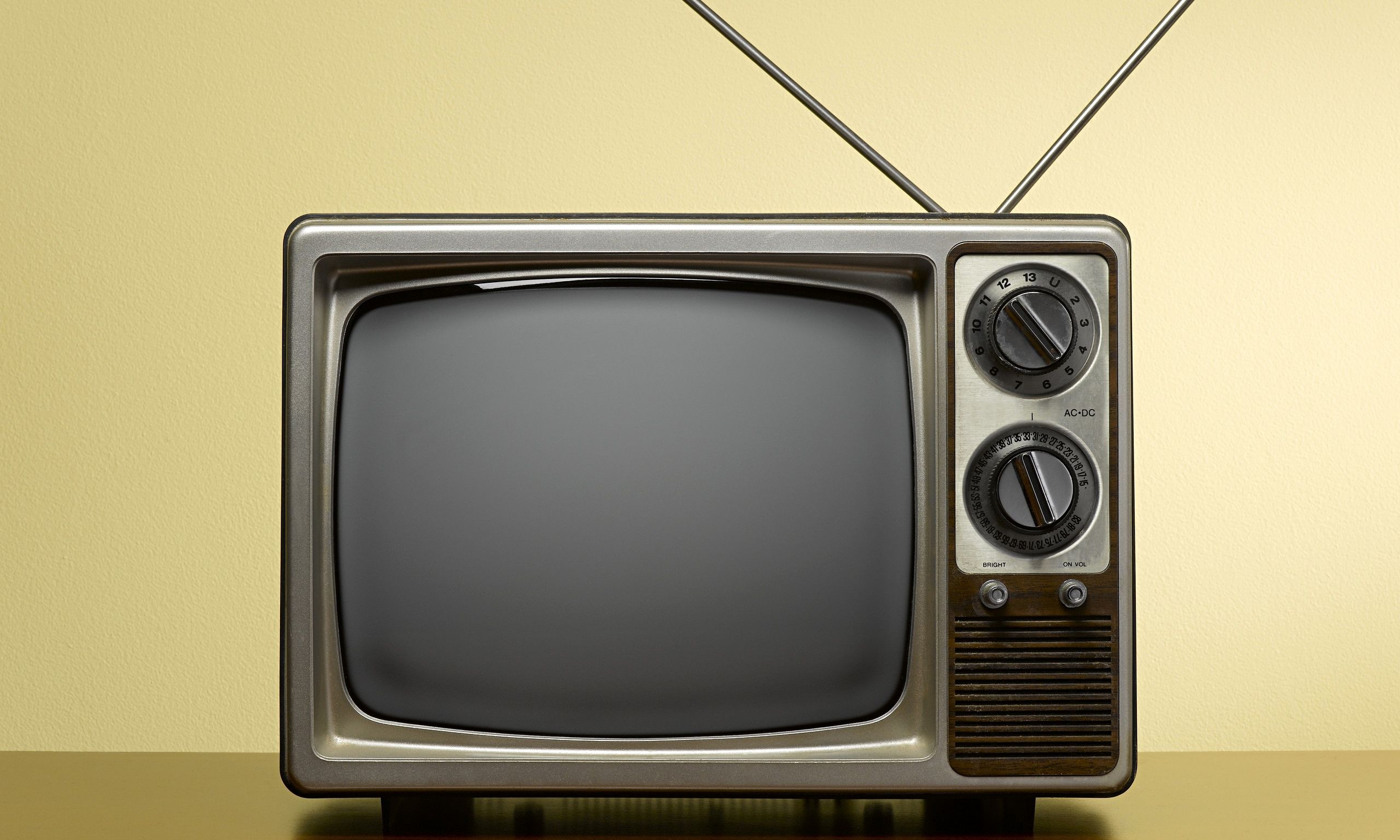 خبر تازه درباره «پایتخت ۸» / «گاندو ۳» با تغییرات محتوایی به تلویزیون می آید