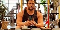 عکس گلزار با اسطوره میلان