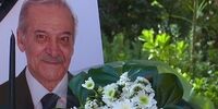 فرزند سیامک اطلسی بر آرامگاه پدر + عکس

