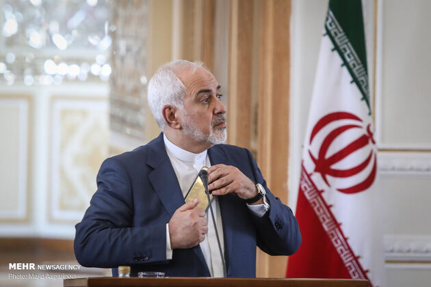 ظریف و هایکو ماس