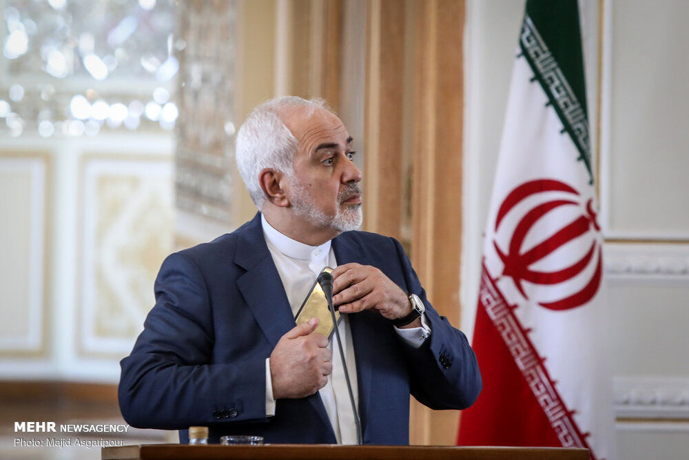 پاسخ ظریف به ادعای ترامپ درباره جنگ و مذاکره ایران