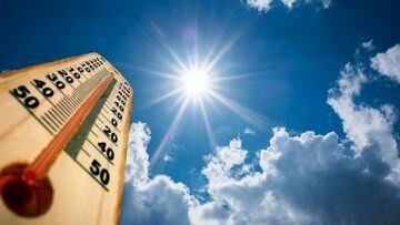 ذوب شدن چراغ راهنمایی در گرمترین روز سال در این استان