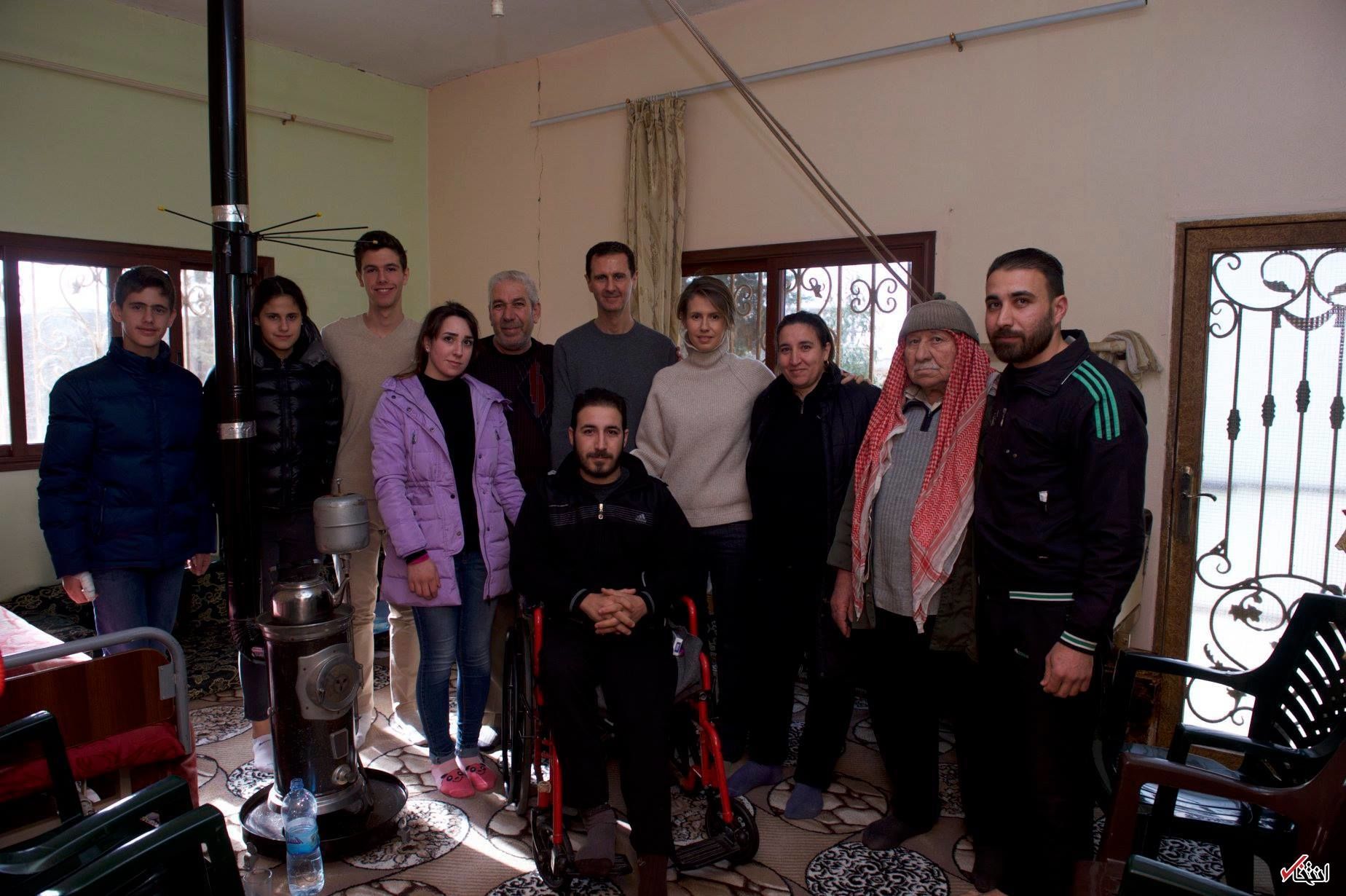 حضور بشار اسد به همراه اعضا خانواده در منزل سربازان مسیحی سوریه + عکس