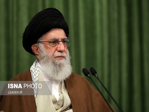 رهبر انقلاب: امام را نمی توان از حافظه تاریخ حذف کرد
