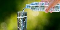 هشدار؛ عوارض خطرناک نوشیدن آب هنگام غذا خوردن