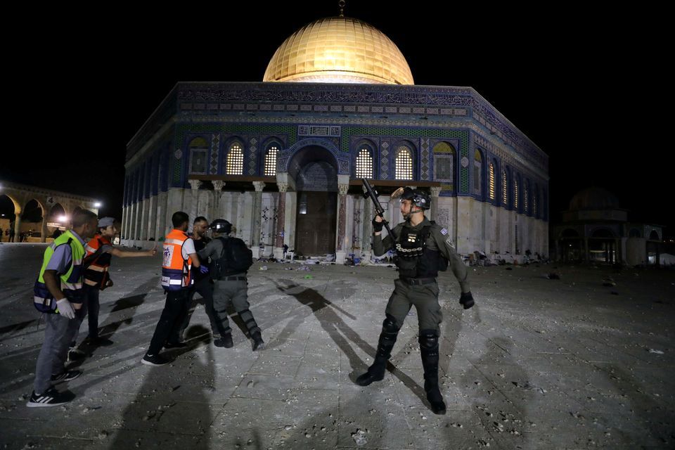 اقامه اولین نماز جمعه ماه مبارک رمضان در مسجدالاقصی