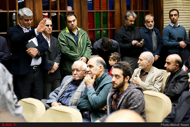 حضور اصلاح‌طلبان در مراسم ترحیم همسر نعیمی‌پور