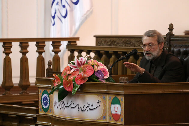 نشست خبری رئیس مجلس شورای اسلامی