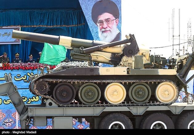 مراسم رژه روز ارتش جمهوری اسلامی