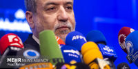 عراقچی: نمی‌توانیم به آمریکایی‌ها اعتماد کنیم/ قبل از توافق باید همه چیز روشن شود+ فیلم