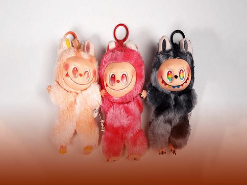 قدرت نرم چین در عصر مدرن با «عروسک لبوبو» | مدیرعامل اپل محرکِ فروش شد یا بوسه مرگ بر این اسباب بازی زد؟