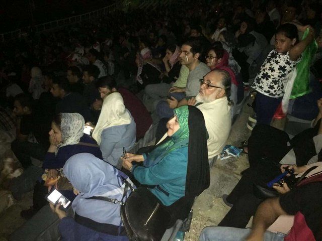 ابتکار: روحانی دستور بازگشایی ورزشگاه آزادی را صادر کرد