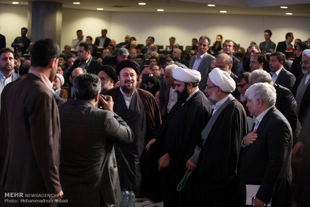 مراسم رونمایی از کتاب خاطرات آیت الله هاشمی رفسنجانی