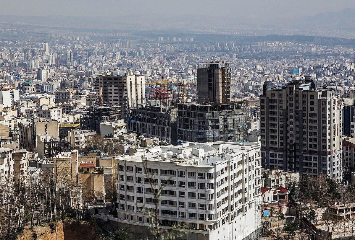 کسری 5 میلیون واحد مسکونی در ایران / بازار مسکن به زیر سقف می رود