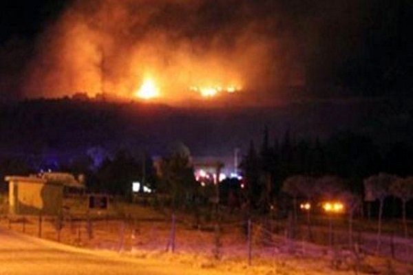 پرواز جنگنده‌ها در نزدیکی دمشق / وقوع انفجاری مهیب در حلب