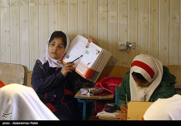 مدارس چادری و کانکسی در منطقه زلزله زده سرپل ذهاب