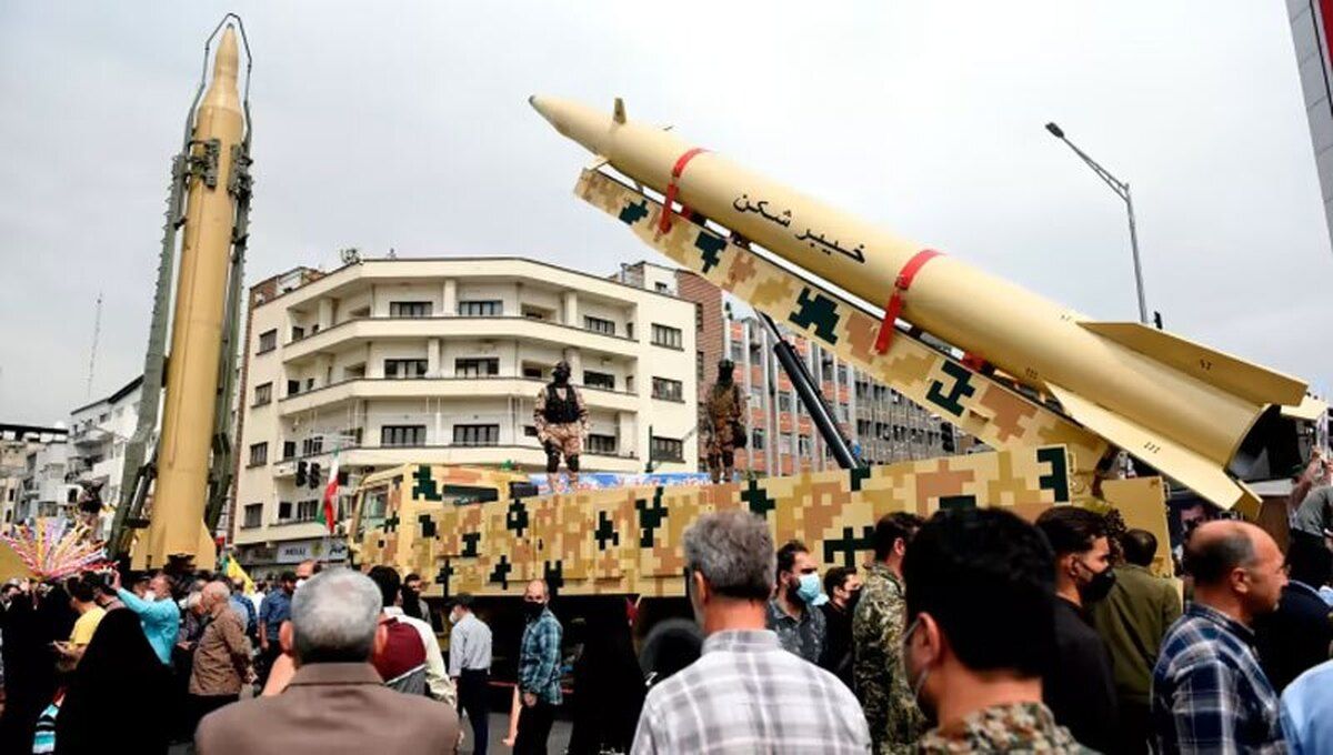 ادعای فایننشال تایمز درباره موشک های ایرانی/ روسیه  از خرید موشک ایرانی انصراف داد