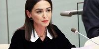 حمله تند و تیز خبرگزاری دولت به نازنین بنیادی/ او پرستوی جنسی تام کروز است!