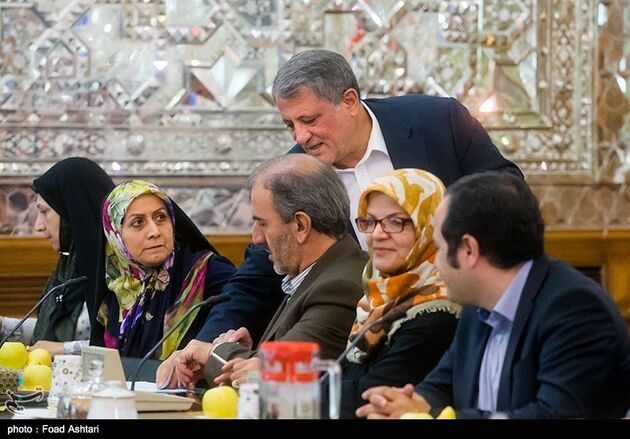دیدار اعضای شورای شهر تهران با رئیس مجلس