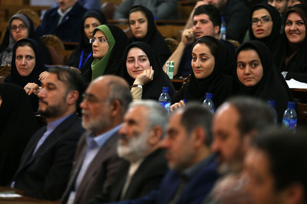 نشست خبری رئیس مجلس شورای اسلامی