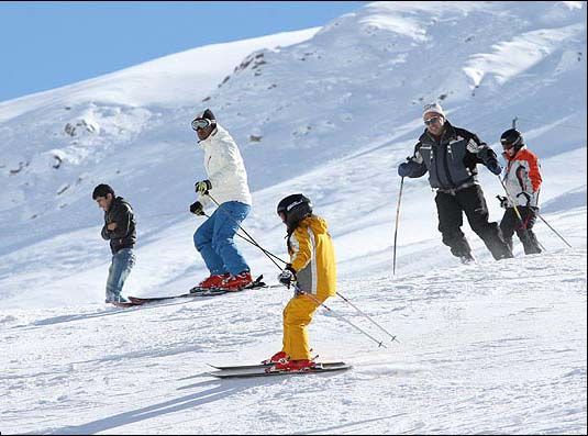 اسکی روی برف چقدر پول میخواهد؟