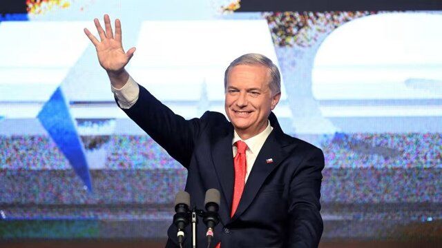 «خوزه کاست» رئیس‌جمهور شیلی شد