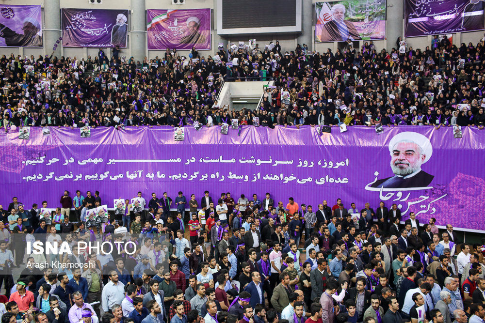 روحانی در همدان :  اگر در انتخابات شرکت نکنیم در خیابان ها دیوار خواهند کشید