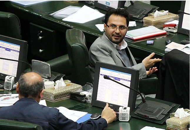 واکنش عجیب نماینده مجلس به اتفاق امروز بورس / حسننژاد:مشکلات را بیشتر از این به هم زنیم