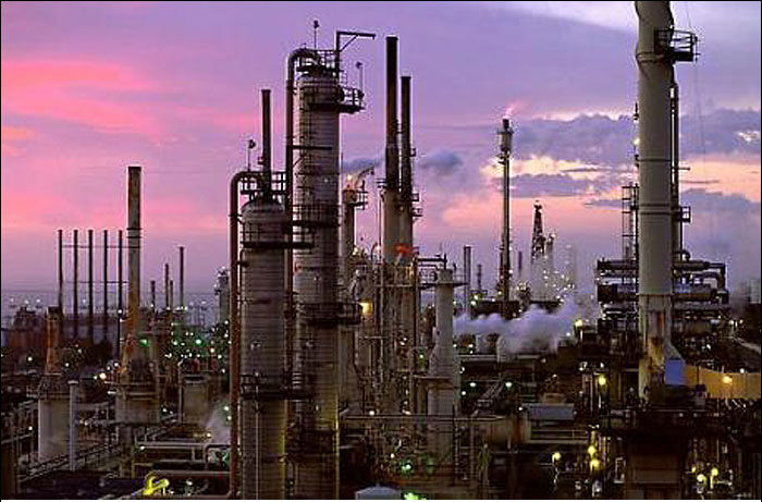 ادامه کاهش جذابیت خرید در بازار پتروشیمی‌ها / بازهم از  حجم تولید در صنایع پایین دستی کاسته شد