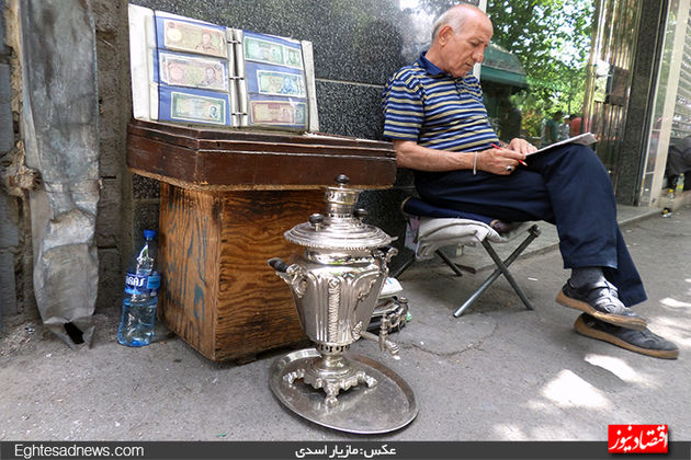 گزارش تصویری از بازاری که اسکناس برای اسکناس داده می‌شود