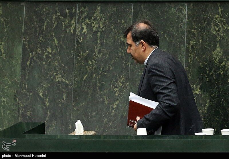 مسکن کارگران آخوندی را به مجلس می‌برد