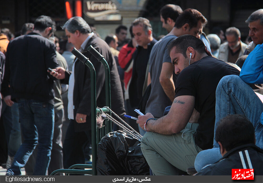 بسته‌خبری بازارها، 31فروردین‌ماه اقتصادنیوز / از ادامه واکنش‌ها به تعدیل نرخ سود تا بررسی دلایل ریزش بازارسهام