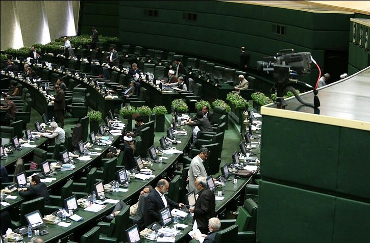اولین واکنش مجلس به پیشنهاد ادغام بازرگانی در وزارت اقتصاد