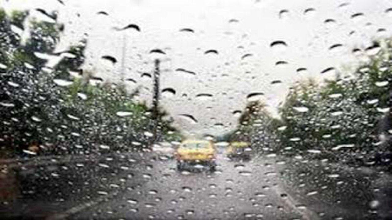 وقوع تندباد در تهران، البرز و قم/ بارش باران در نقاط مختلف کشور